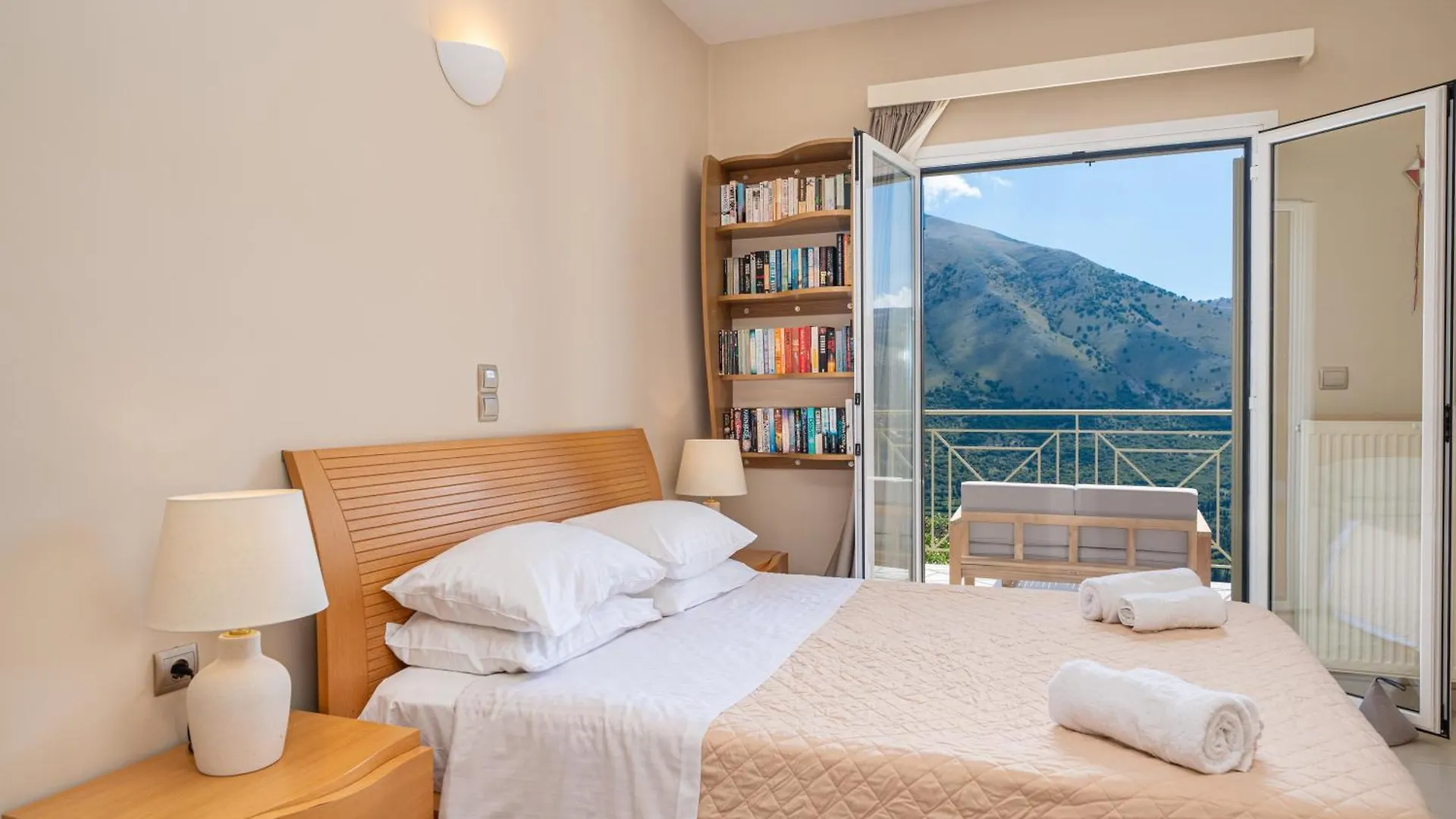 Villa Levanta Agia Efimia Ayia Evfimia Kefalonia Argostoli